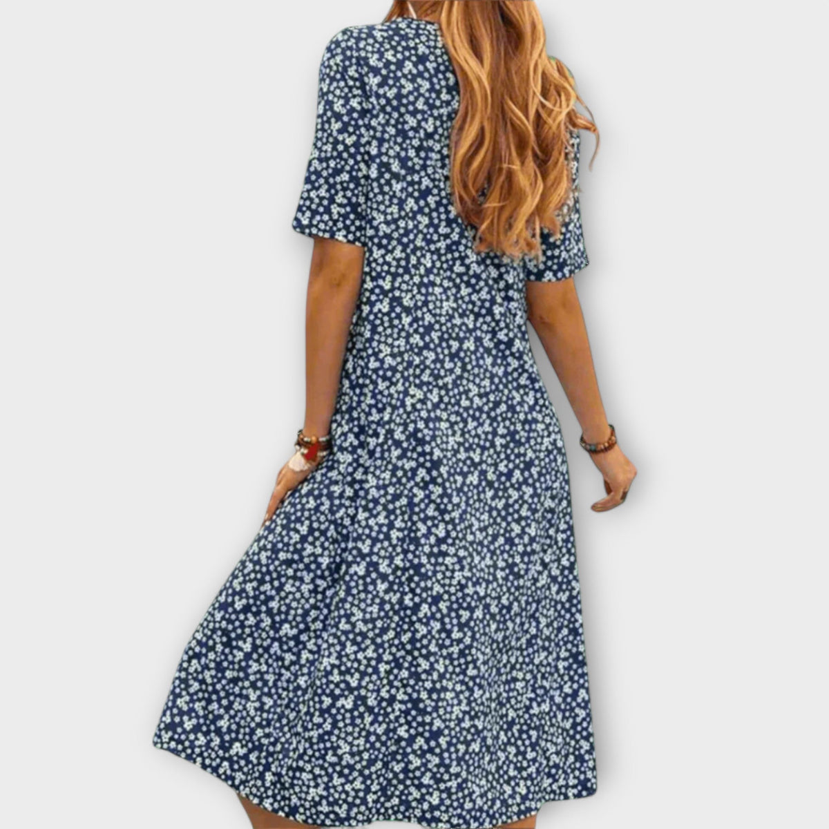 Paula - Robe Élégante à Petites Fleurs Éparses