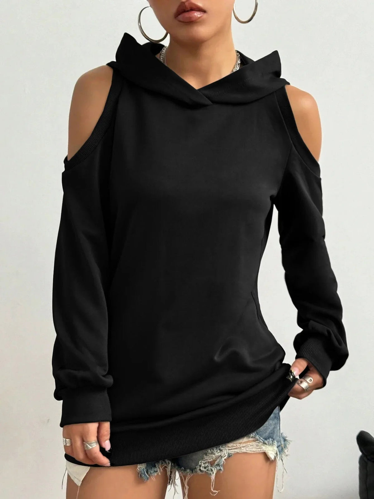 Camélia™ — Sweat élégant aux épaules ajourées