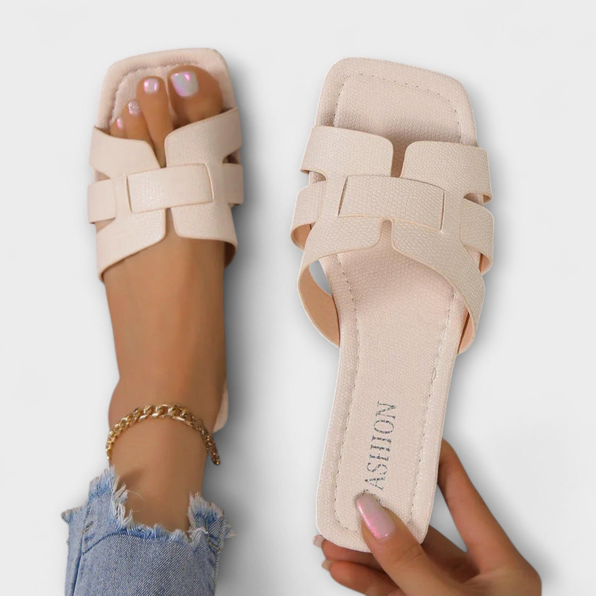 Dietlinde - Mules Plates Beiges