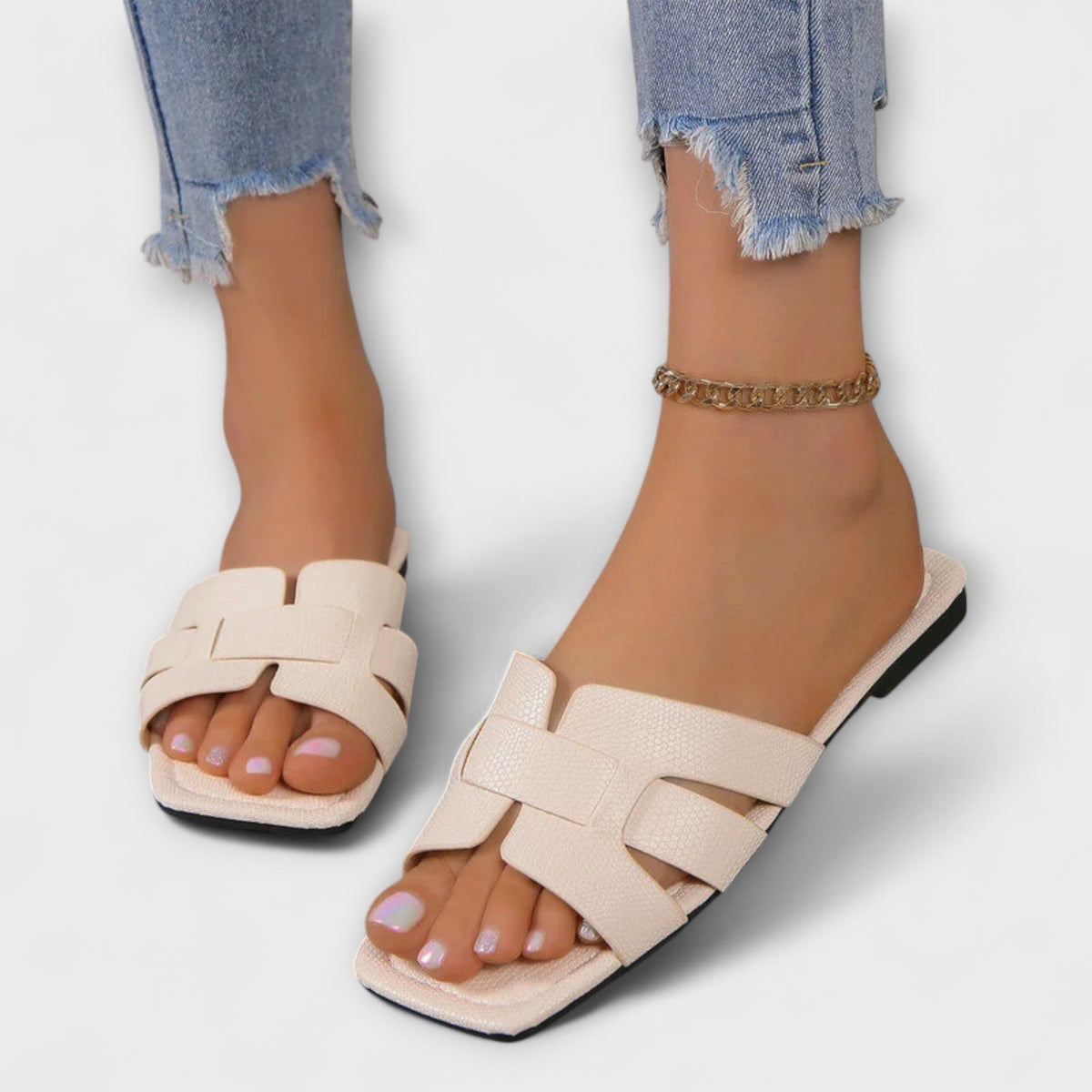 Dietlinde - Mules Plates Beiges