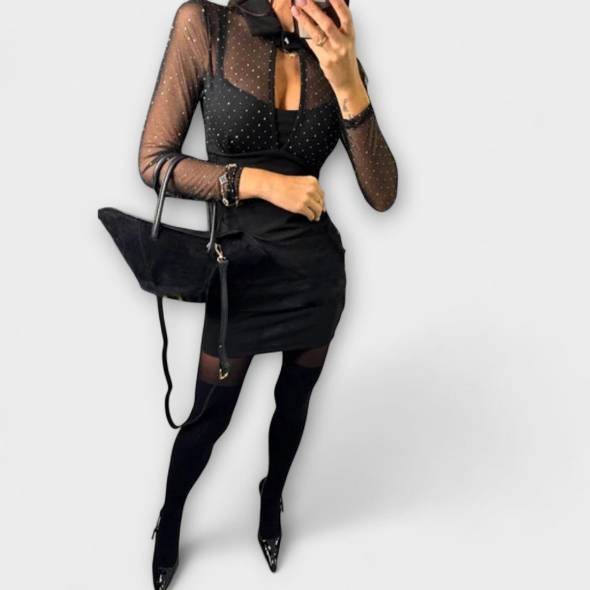 Stevie - Mini-Robe Noire à Encolure Résille Pailletée