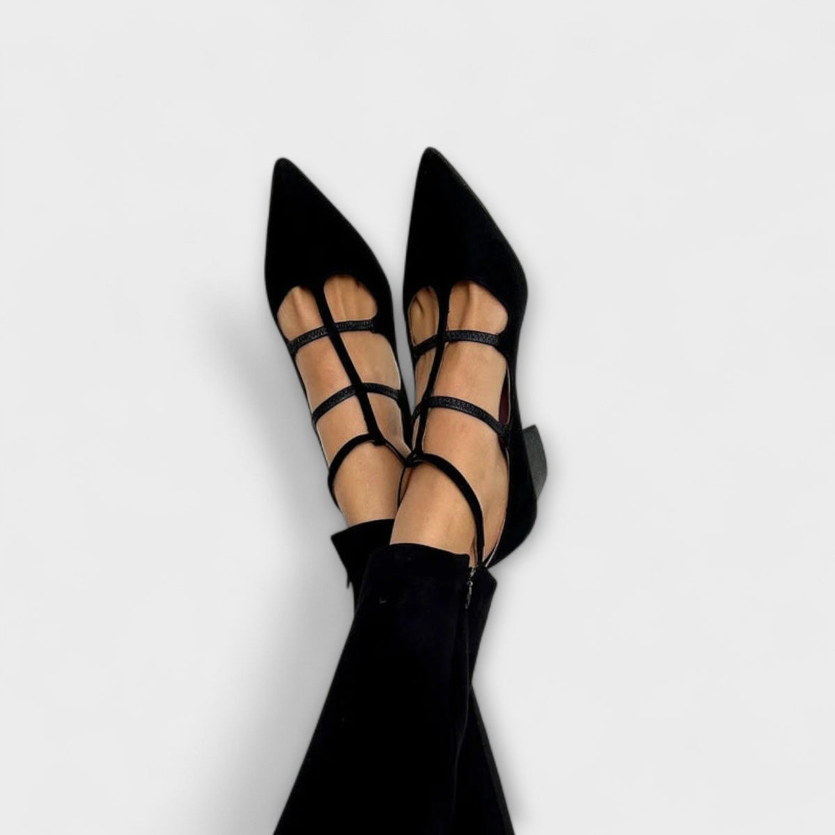 Adelinde - Escarpins Noirs à Lacets