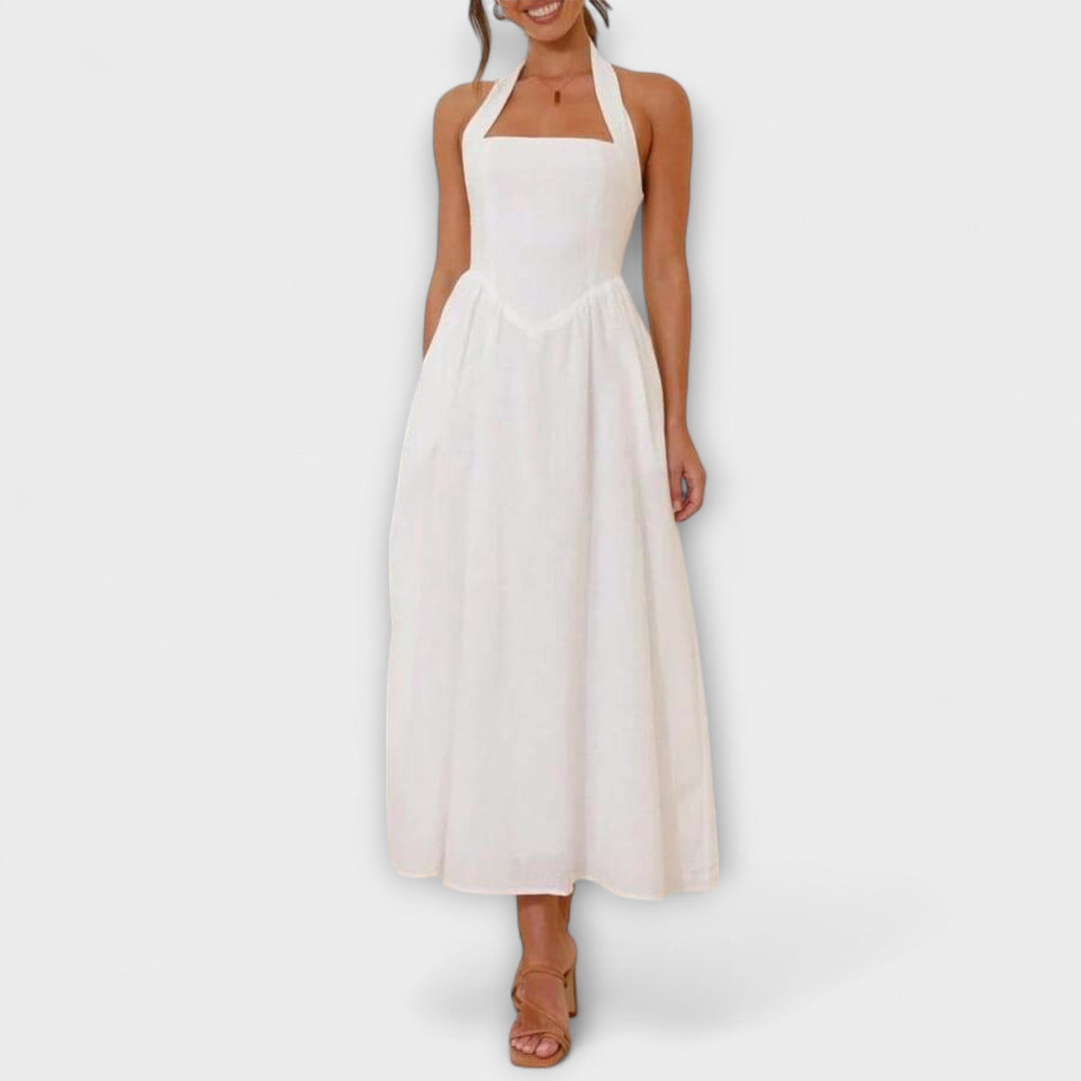 Lydia - Robe Mi-Longue Noire Dos-Nu à Détail Taille