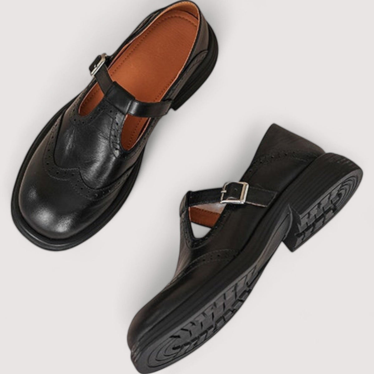 Edeltraud - Chaussures à Boucle Élégantes