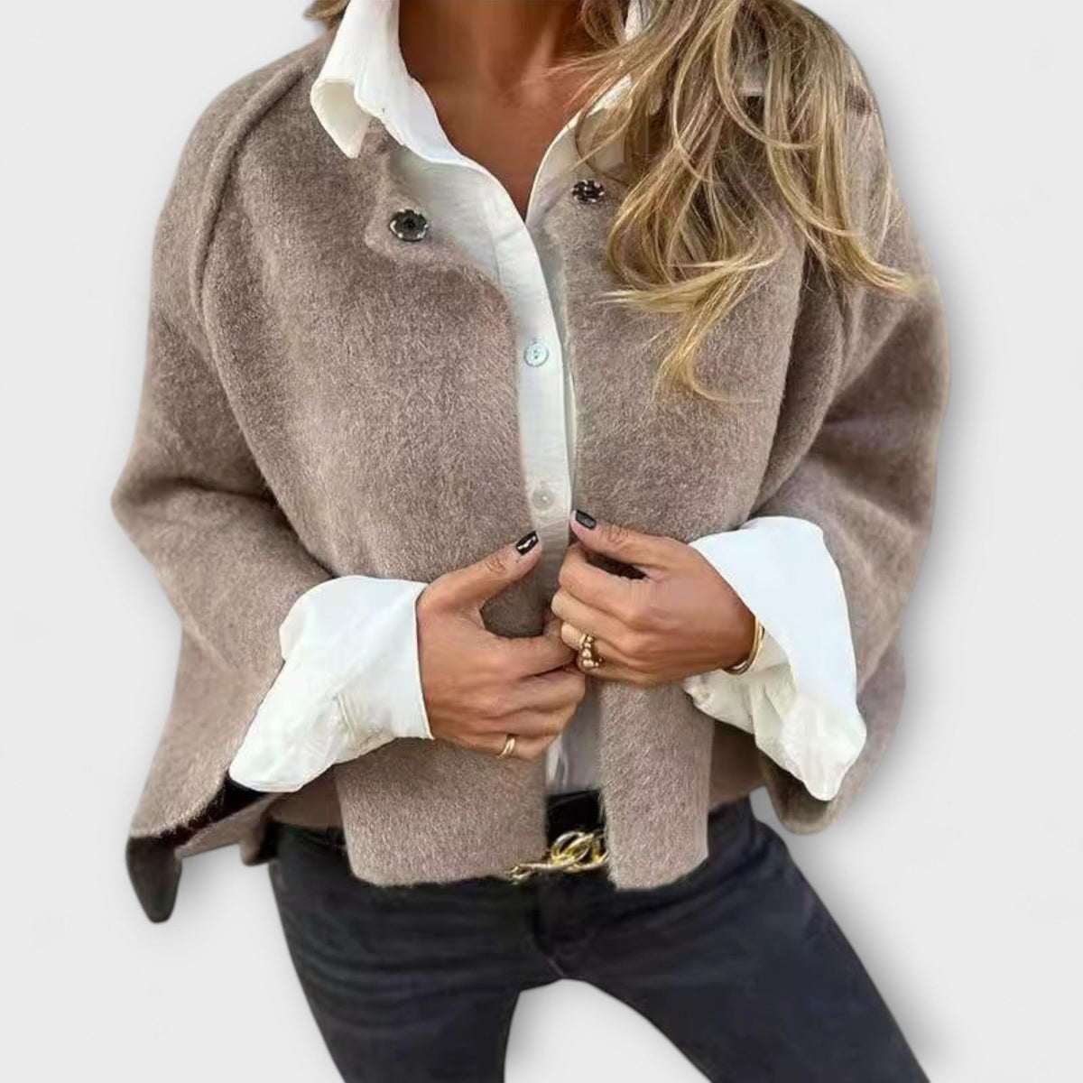 Lena - Veste Courte Beige à Col Rond